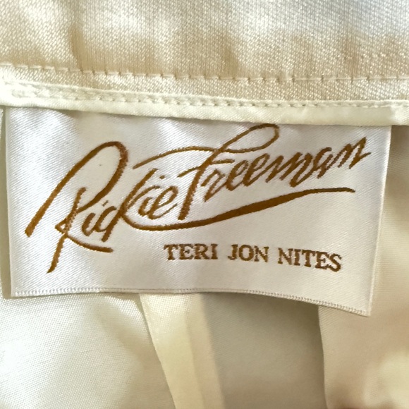 Vintage Teri Jon Nites Silk Wool Pencil Skirt | Rickie Freeman | Ivory Midi - Picture 7 of 10